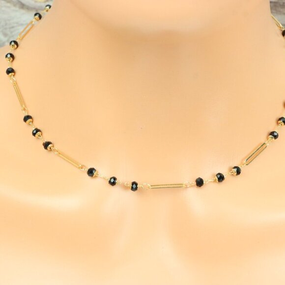 "Minimalist Necklace – Timeless, Elegant Jewelry for Her, MAR091474 - Picture 7 of 10